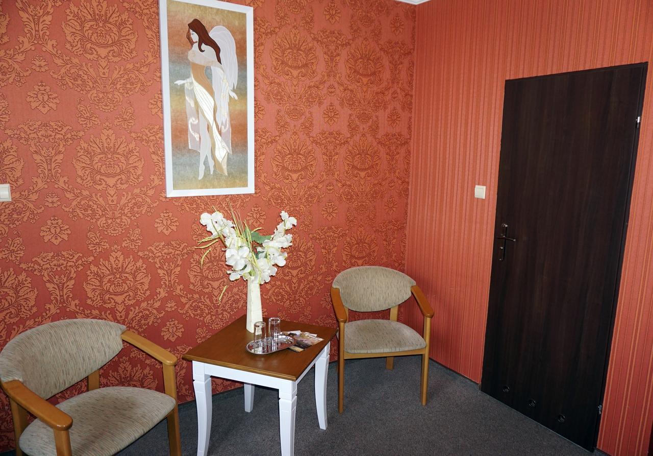 Pod Szczesliwa Gwiazda Hotel Cekanowo Kültér fotó