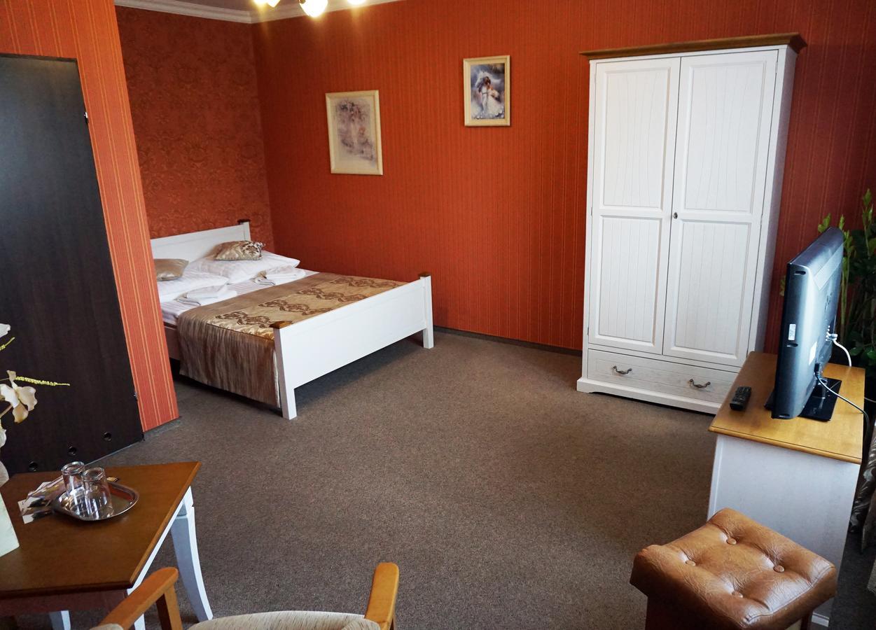 Pod Szczesliwa Gwiazda Hotel Cekanowo Kültér fotó