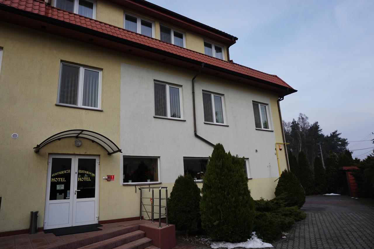 Pod Szczesliwa Gwiazda Hotel Cekanowo Kültér fotó
