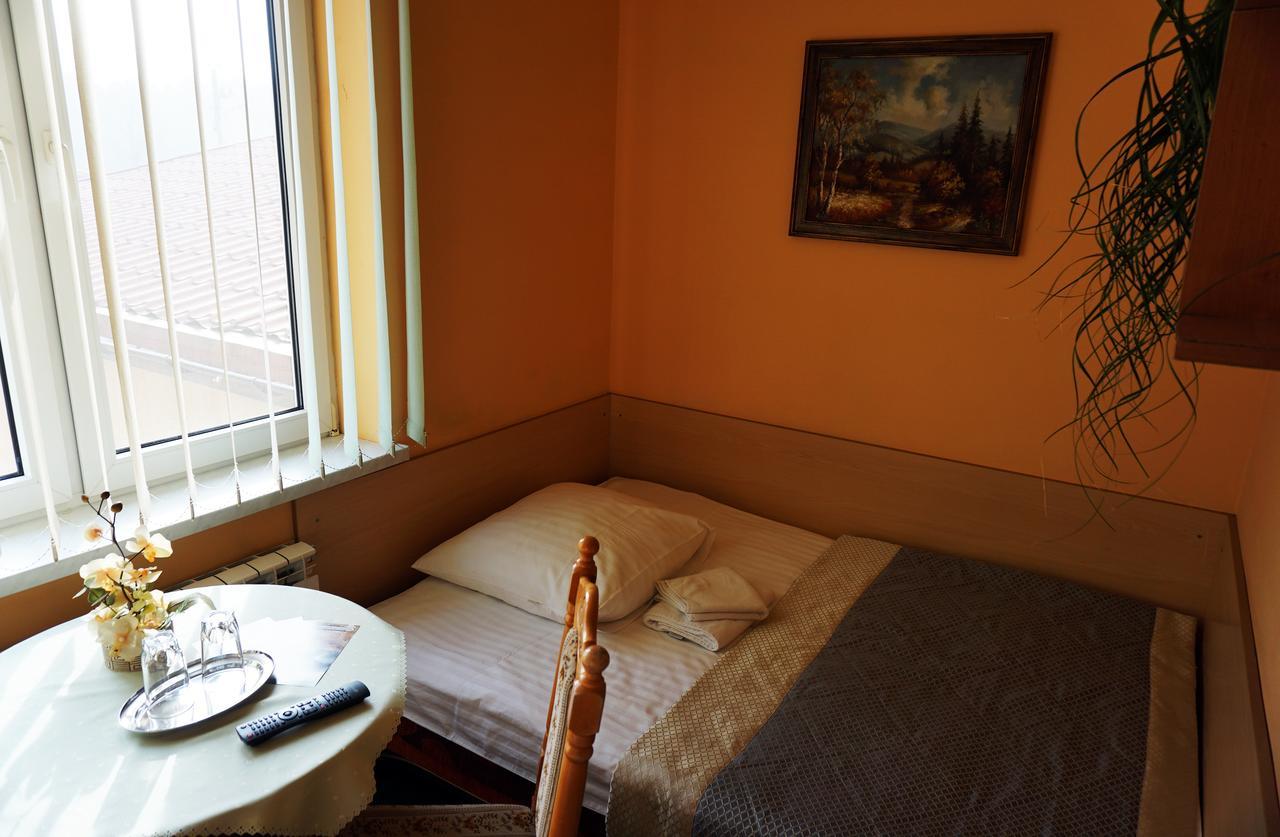 Pod Szczesliwa Gwiazda Hotel Cekanowo Kültér fotó