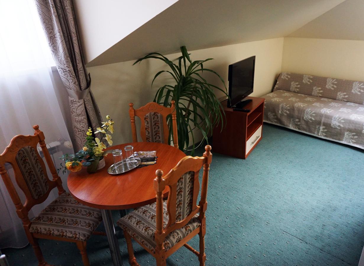 Pod Szczesliwa Gwiazda Hotel Cekanowo Kültér fotó