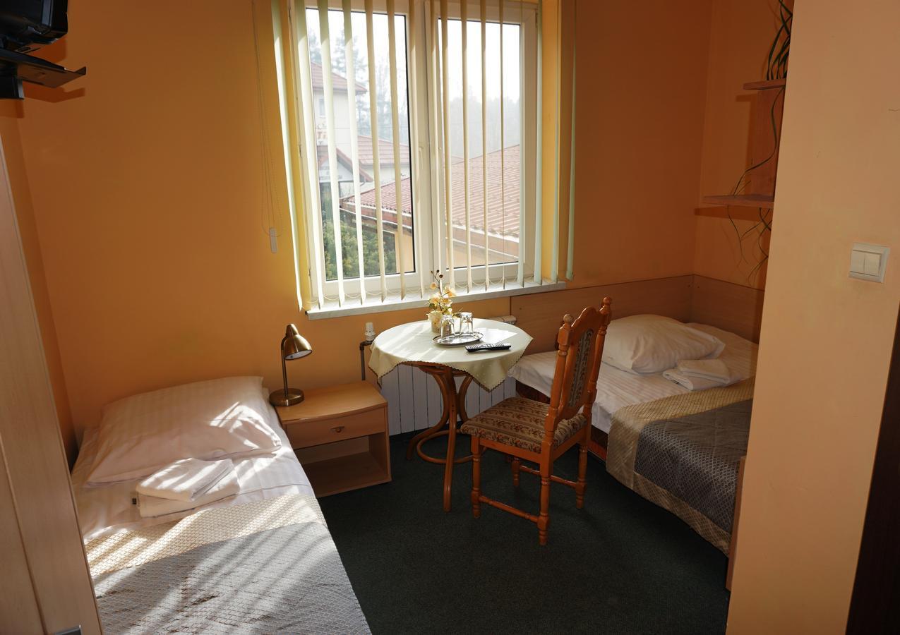 Pod Szczesliwa Gwiazda Hotel Cekanowo Kültér fotó