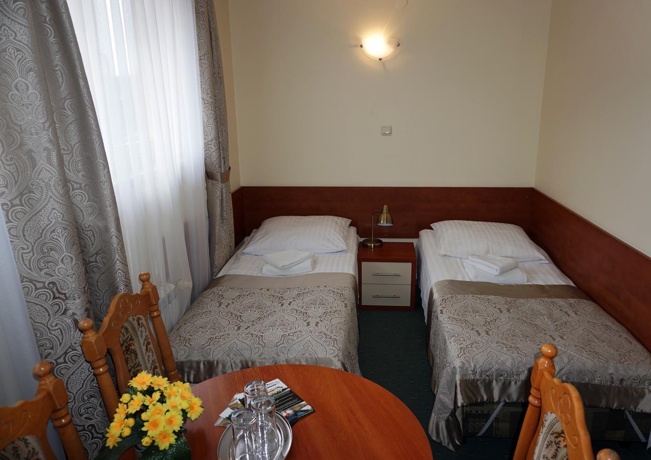 Pod Szczesliwa Gwiazda Hotel Cekanowo Kültér fotó